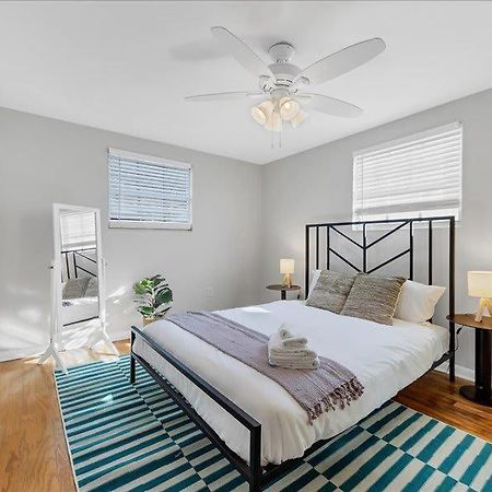 Designed And Cozy 1Br With Parking Near Stores Appartement Tampa Buitenkant foto