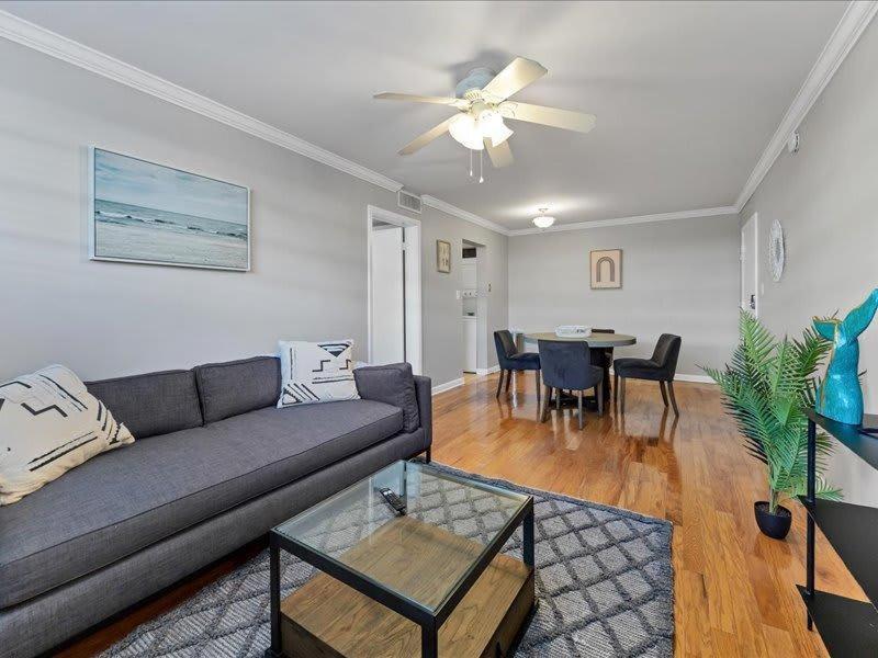 Designed And Cozy 1Br With Parking Near Stores Appartement Tampa Buitenkant foto