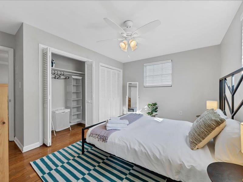 Designed And Cozy 1Br With Parking Near Stores Appartement Tampa Buitenkant foto
